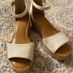 New without tags. White Sandals Size 7.5 Never worn